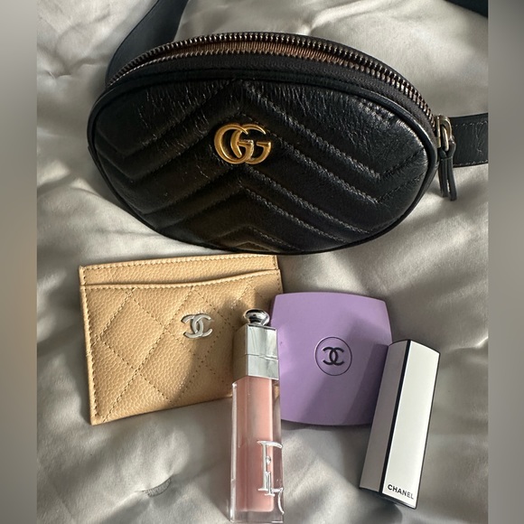 Beautiful Gucci Marmont oval belt bag - Picture 13 of 15